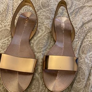 Also Rose gold sandal